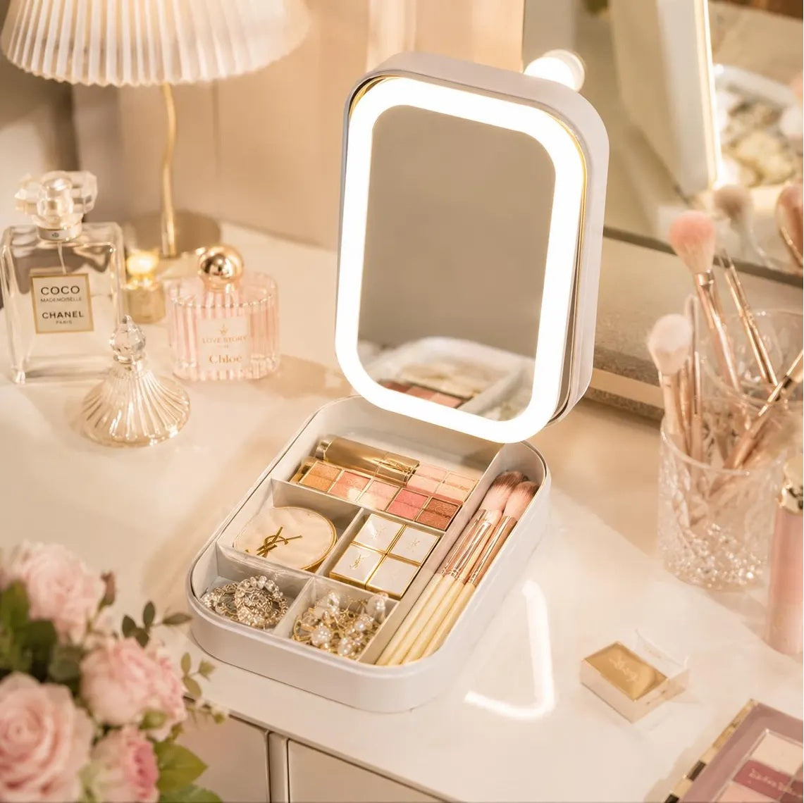 LED Travel Makeup Case Bag with Rechargeable Lighted Mirror