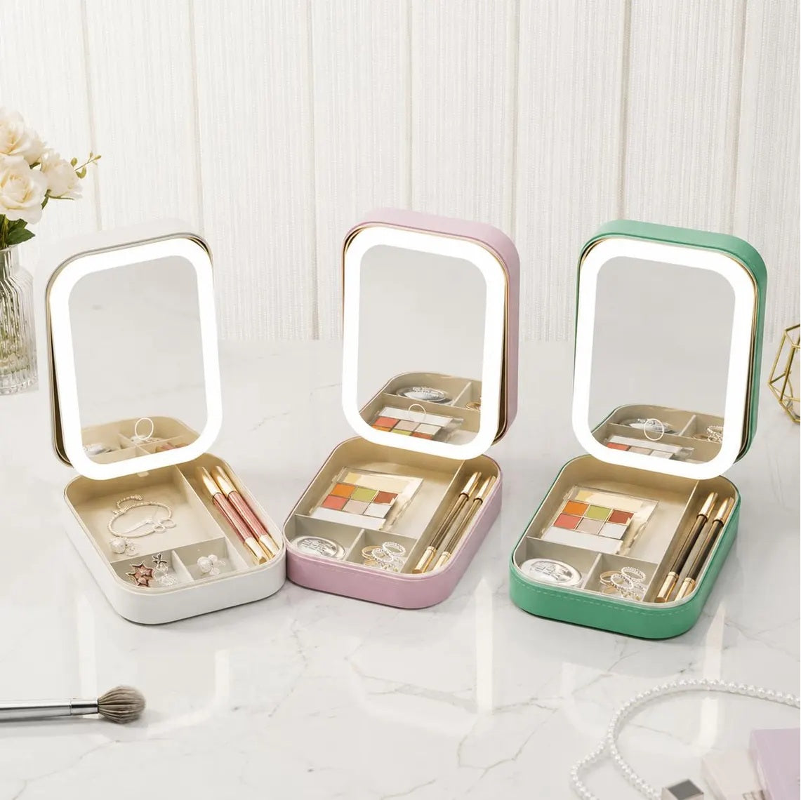 LED Travel Makeup Case Bag with Rechargeable Lighted Mirror