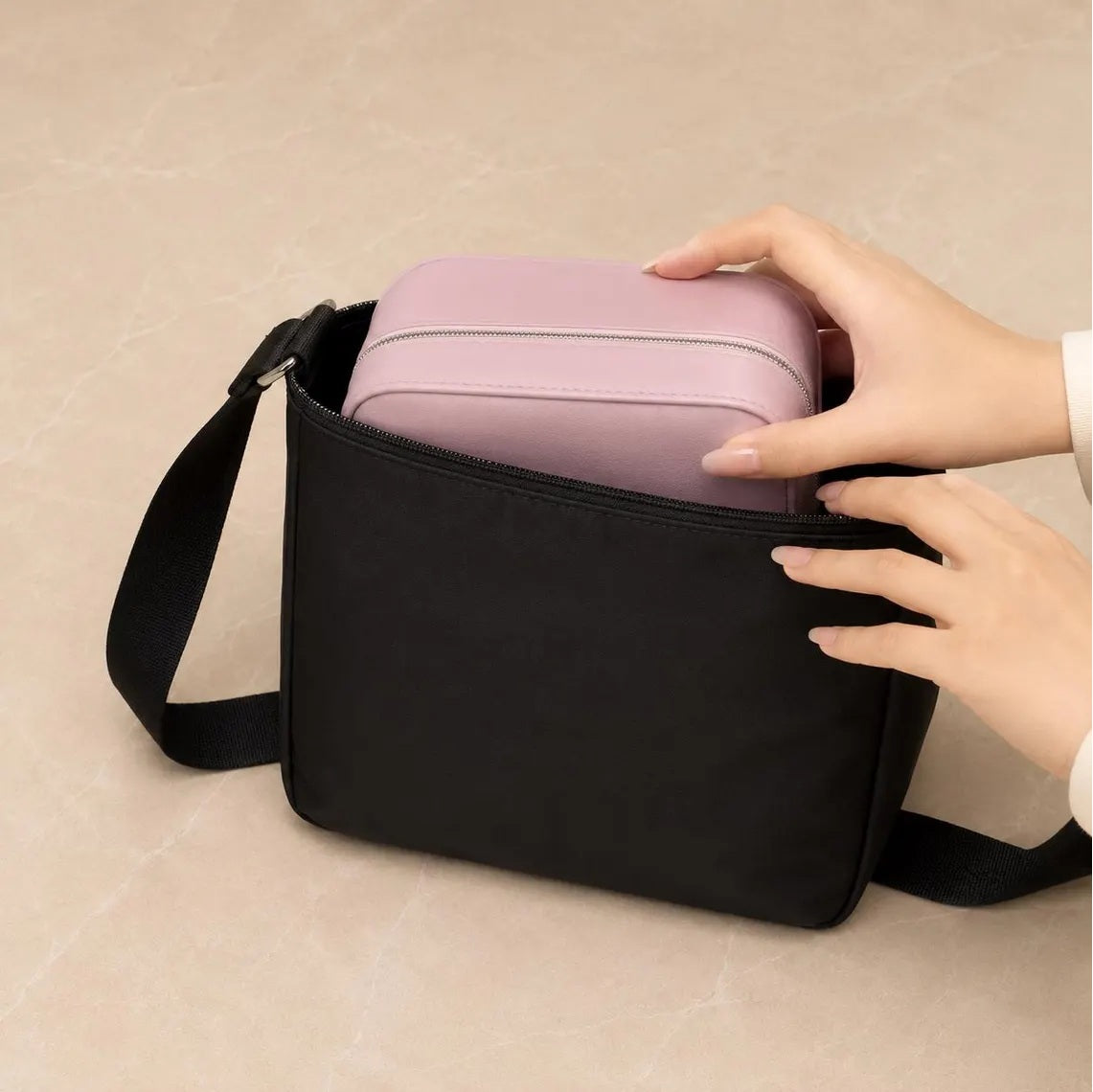 LED Travel Makeup Case Bag with Rechargeable Lighted Mirror