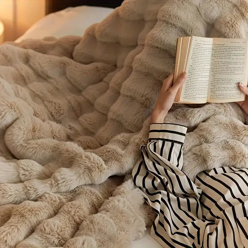 Faux fur blanket throw