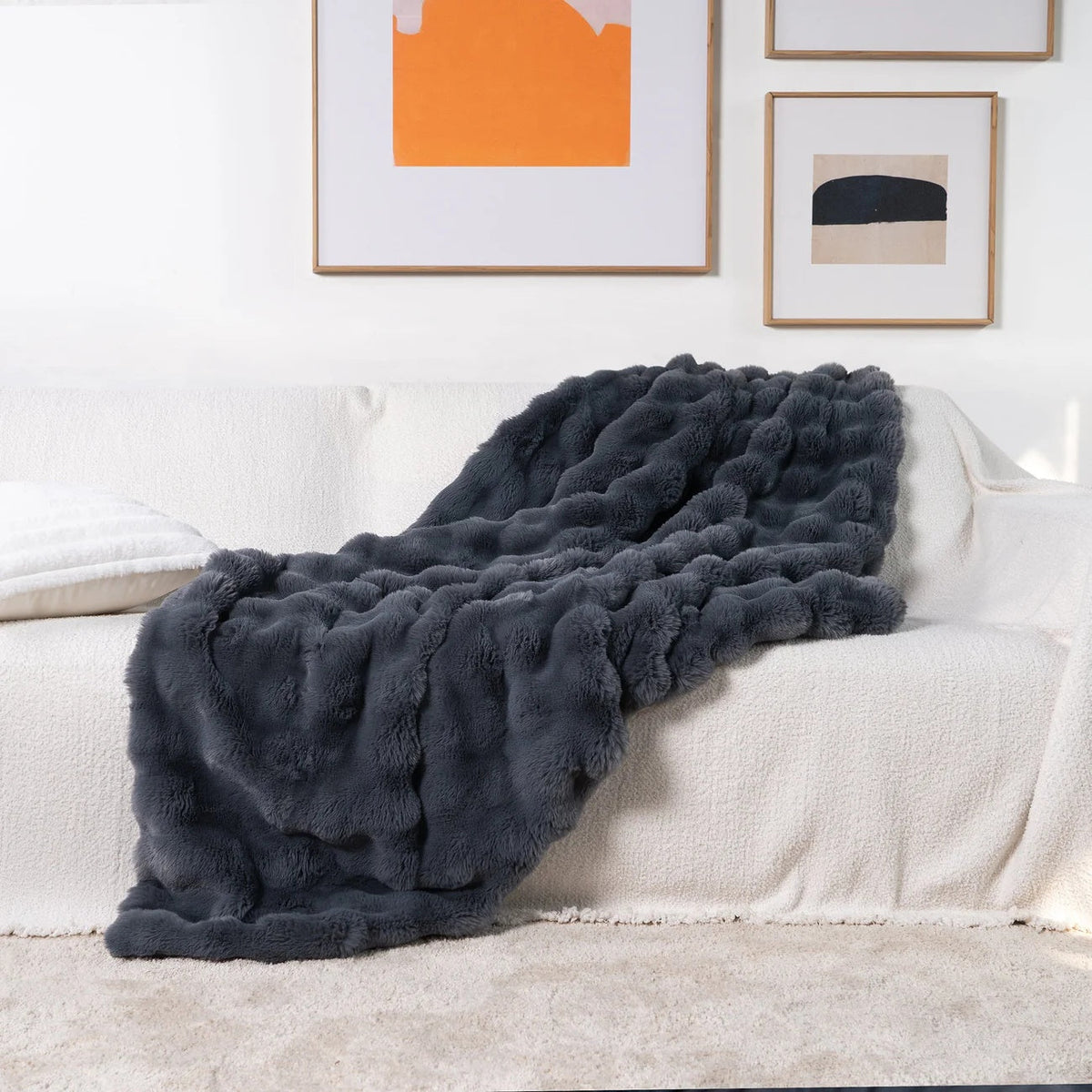 Faux fur blanket throw in Shadow
