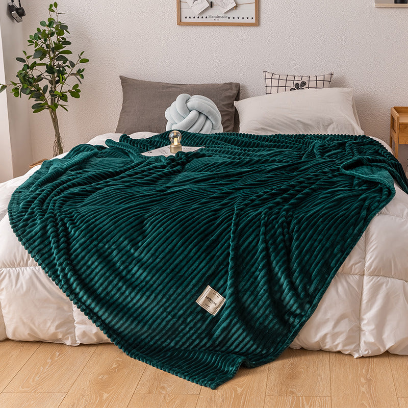 Milk fleece throw blanket in Dark Green