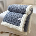 Reversible sherpa fleece blanket
