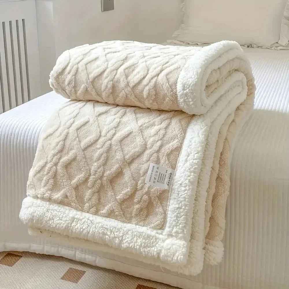 Reversible sherpa fleece blanket